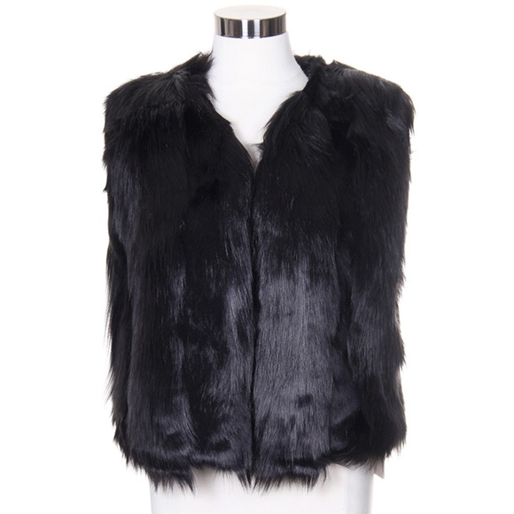 CODE22 Faux Fur Soft Vest - Picture 1 of 4